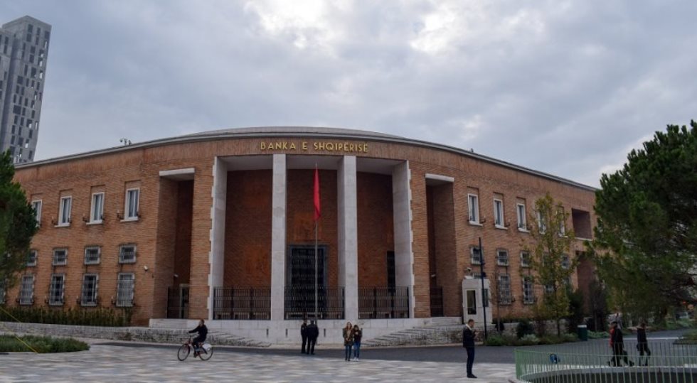 Nga 1 janari kembimet valutore duhet te raportojne cdo dite tek BSH
